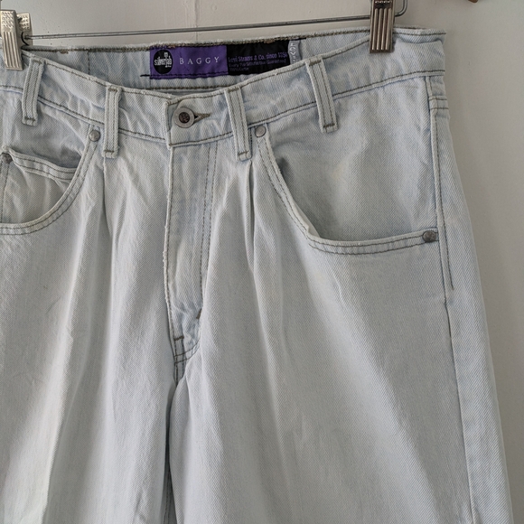 VINTAGE 90's Levi’s Silver Tab Baggy Fit Jeans - MADE IN USA Size 32 - Fits 30 - Picture 2 of 15